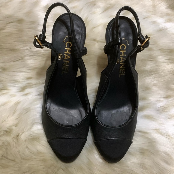 Chanel Slingback Heels 👠 - Picture 2 of 10